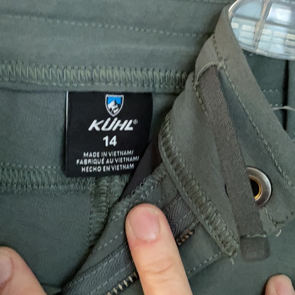 Shorts. Sage green - Picture 3 of 7